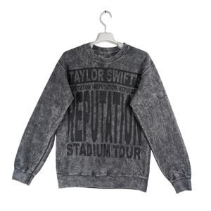 Official Taylor Swift Reputation Stadium Tour Sweatshirt Women’s Size Small USED